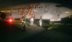 2015-09-25 GOL Boeing 737-800 off runway during backtrack at Rio-Santos Dumont