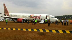 2015-11-06 Batik Air Boeing 737-900 off runway at Yogyakarta