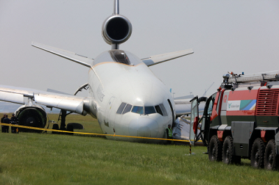 2016-06-06 UPS MD-11F damaged in take-off accident at Seoul-Incheon